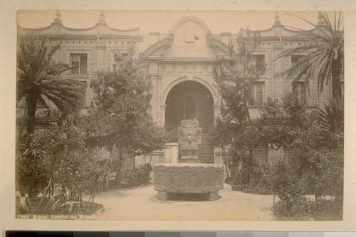 Mexico, Court of the Museum