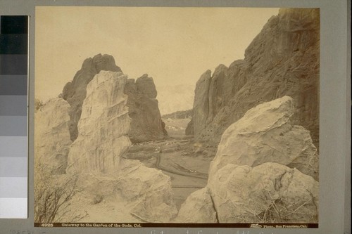 Gateway to the Garden of the Gods, Col. [Colorado]. 4925. [Photograph by Isaiah West Taber.]