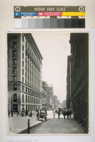 Bush St., July 3, 1905. Mills Building on left. [Photograph by T.E. Hecht]