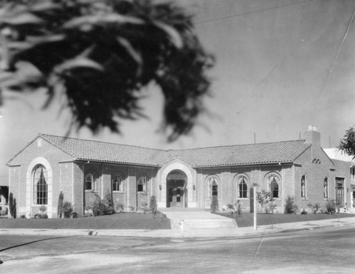 Robert Louis Stevenson Branch Library, exterior