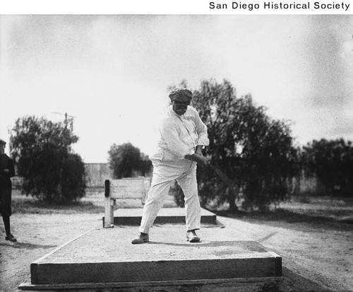 President William Howard Taft playing golf at an unnamed country club