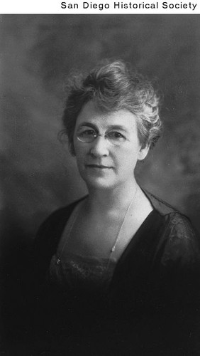 Portrait of architect Hazel Wood Waterman