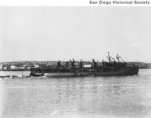 U.S. Navy destroyers Paul Jones and Perry in San Diego Harbor