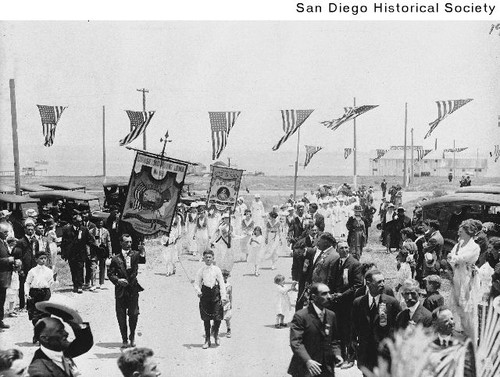 Portuguese Americans celebrate the Feast of the Holy Ghost