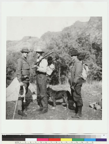 Personel of the Deer Creek Expedition leaving camp