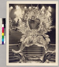[Hubert Stowitts as the Sun God, in "The Painted Veil."]