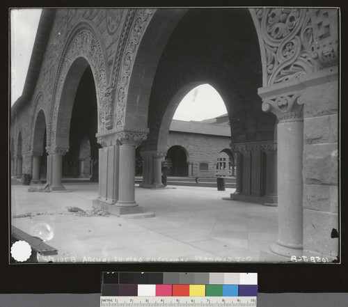 Arches shifted on their columns, Stanford