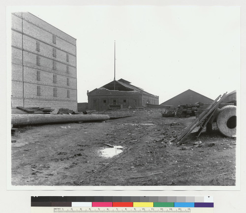 Townsend Street (rear lot) between 2nd & 3rd Streets