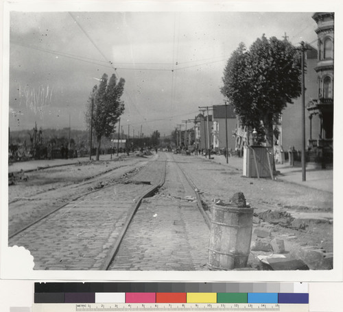 Street railway track in San Francisco. [Howard St.]