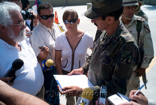 Military press briefing, Juárez, 2008