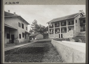 Mission station Laulung (1927) in the courtyard