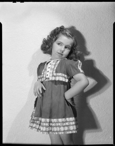 Sylvia Arslan, hand on hip, 1937