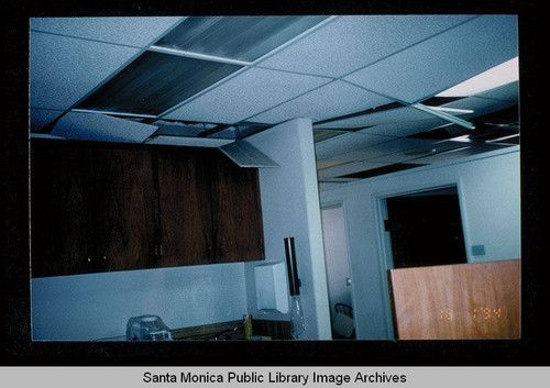 Northridge earthquake damage, Santa Monica Public Library, Main Library, January 17, 1994