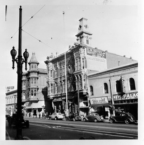 Exterior view of the U.S. Hotel at 170 North Main Street, showing a street lamp in the foreground, ca.1935
