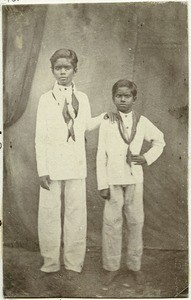 School boys in Palghat. 1) Abraham 13 years,son of the evangelist Abel Katurarambau. 2) Christian 12. years, son of the catechist Timotheus Ko. Weugalau