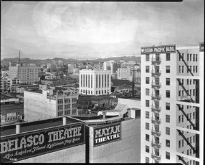Panoramic view of Los Angeles looking west from Broadway and Eleventh Street, November 21, 1931