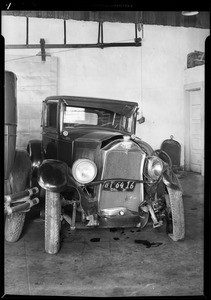 Wrecked Buick coupe, R. V. Morris assured, Universal Insurance Co., Southern California, 1931