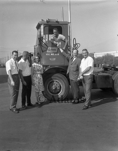 Signal trucking, Los Angeles, 1965