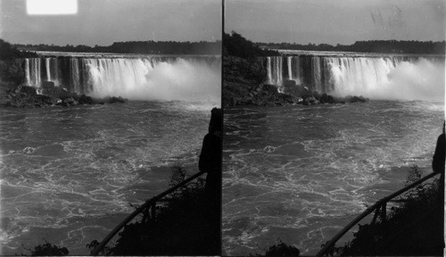 Horseshoe Falls from Canadian Side Showing Goat Island, Niagara Falls, U.S.A