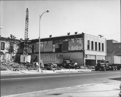 Razing of the Weller-Hopkins Building at 200 Washington Street, Petaluma, Calif., 1964