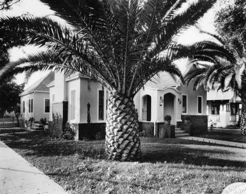 Santa Ana residence