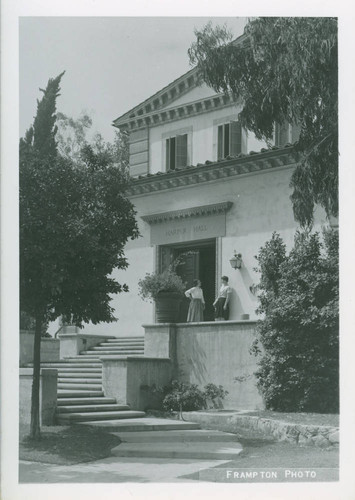 Harper Hall entrance postcard, Claremont Graduate University
