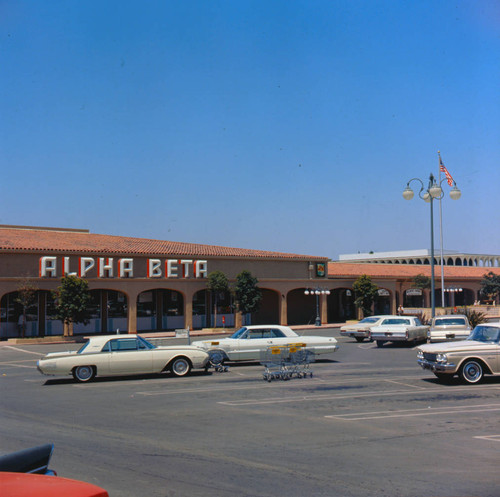 Alpha Beta, Laguna Hills, 1966