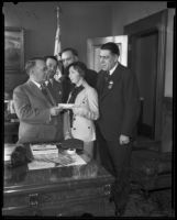 Los Angeles Mayor Frank Shaw and and group from Hotel Greeters of San Francisco, [Los Angeles?], 1935