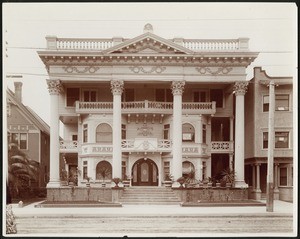 Exterior view of an apartment building at 1133 South Figueroa Street in Los Angeles, ca.1880-1889