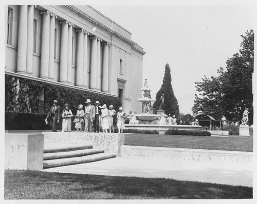 Library building with visitors, circa 1930