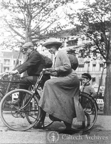 Robert and Greta Millikan on bikes, with son Glenn