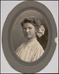 Portrait of Dora Matzen Evans about 1910