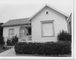 Queen Anne Cottage house in the Burnett Addition, at 7132 Burnett Street, Sebastopol, California, 1993