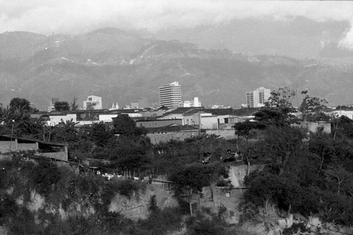 Soil erosion and the city, Bucaramanga, Colombia, 1975