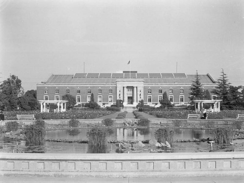 Fountain, Rose garden and State armory at Exposition Park
