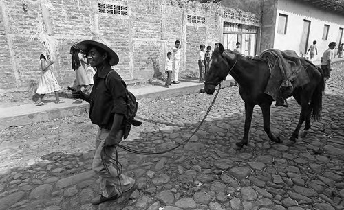 Man with a horse, San Agustín, Usulután, 1983