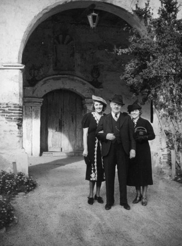 Ethel Schultheis and parents at San Fernando Mission