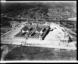 Birdseye view of the Firestone Company plant in Los Angeles, ca.1928