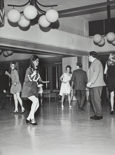 Sweetheart Dance, 1969