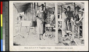 Brick makers at work, Congo, ca.1920-1940
