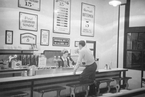 Currie's Ice Cream parlor
