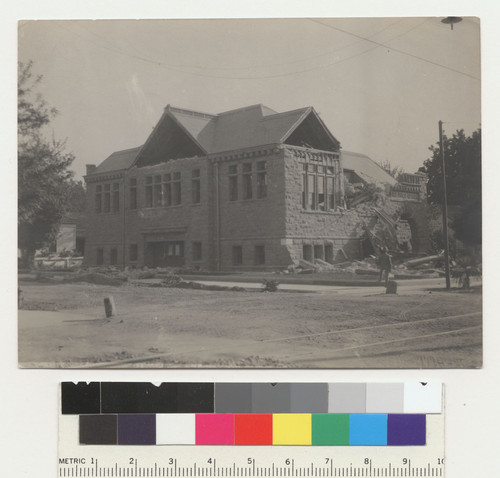 Santa Rosa, April 1906. Carnegie Library