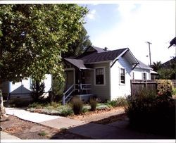 Cottage at 510 Second Street, Petaluma, California, Sept. 25, 2001
