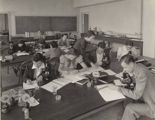 Biology class at George Pepperdine College, circa 1938