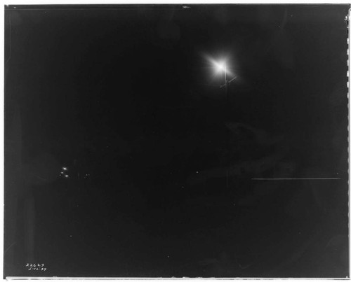 L1.2 - Lighting, streets - Streetlight at night