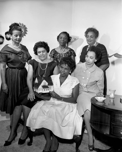 12 Big Sisters, Los Angeles, 1962