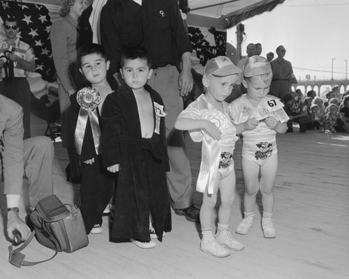 Second and third place winners, fourteenth annual Huntington Beach Twins Convention, September 2, 1951