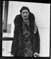Countess of Carlisle upon her arrival on the SS President Coolidge, Los Angeles, 1934