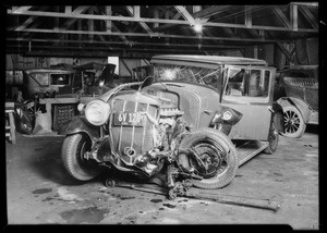 Packard and Franklin sedans, Cramers garage, 16201 South Vermont, Southern California, 1931