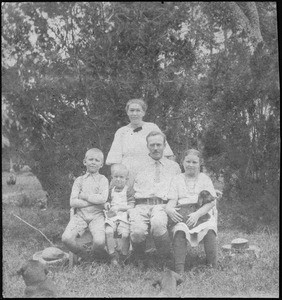 The family of missionary Blumer with missionary Eisenschmidt, Masama, Tanzania, 1922